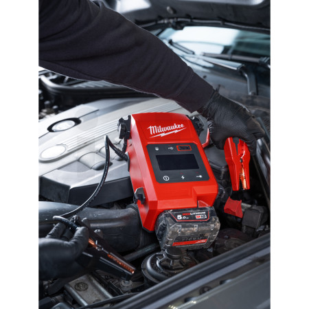 MILWAUKEE M18™ startovací zdroj 4933498026