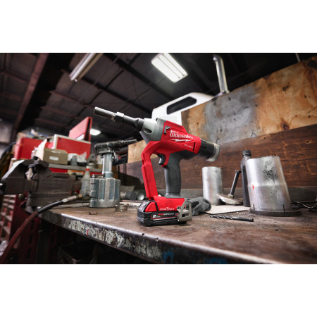 MILWAUKEE M18 FUEL™ nýtovací kleště Lockbolt s ONE-KEY™ 4933478638