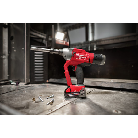 MILWAUKEE M18 FUEL™ nýtovací kleště Lockbolt s ONE-KEY™ 4933478638