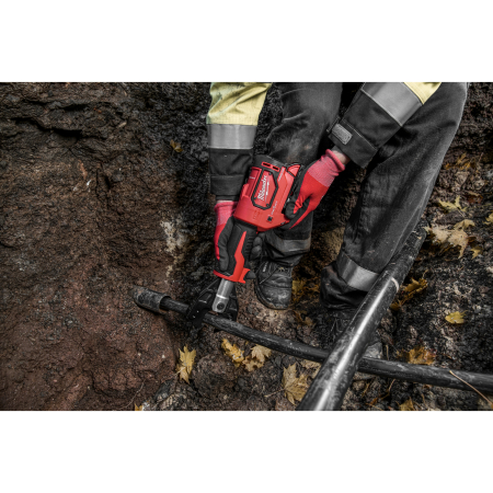 MILWAUKEE M18™ FORCE LOGIC™ Hydraulické kleště na kabely 35 mm 4933464304