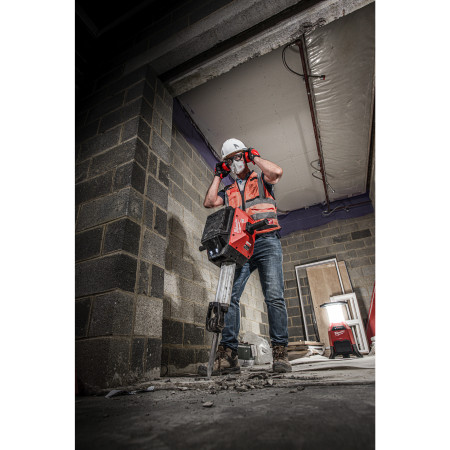 MILWAUKEE M18™ ONE-KEY™ LED kompaktní lampa s nabíječkou 4933459161