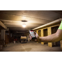 MILWAUKEE M18™ ONE-KEY™ LED kompaktní pracovní světlo 4933459157