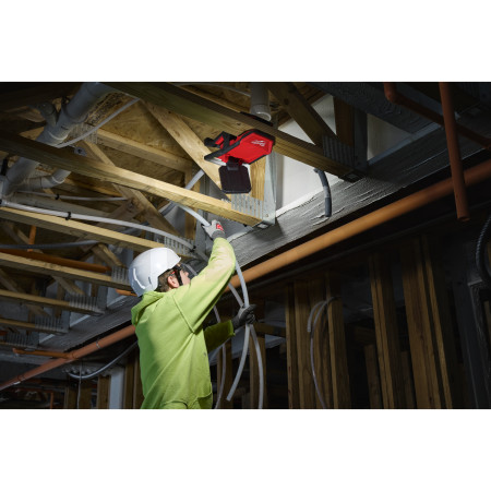 MILWAUKEE M18 PAL2-0 Otočné plošné světlo 4933493547