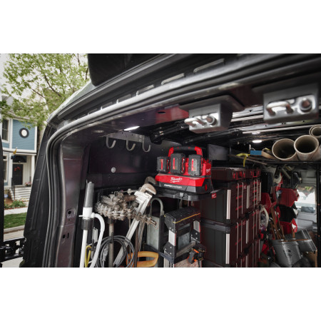 MILWAUKEE M18™ PACKOUT™ rychlonabíječka se šesti sloty 4932480163
