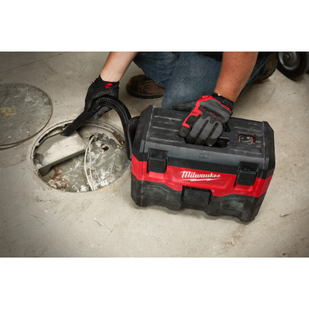 MILWAUKEE M18™ vysavač pro mokré i suché vysávání 4933464786
