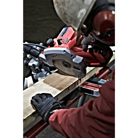MILWAUKEE 8 ½"216 mm posuvná pokosová pila 4933410920