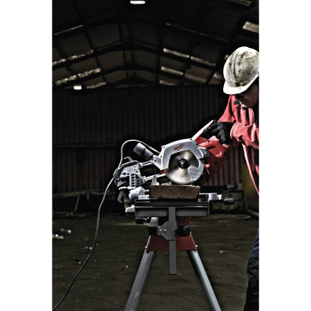 MILWAUKEE 8 ½"216 mm posuvná pokosová pila 4933410920