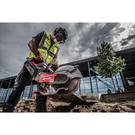 MILWAUKEE MXF COS350G2-0 MX FUEL 350 mm rozbrušovací pila 4933480478