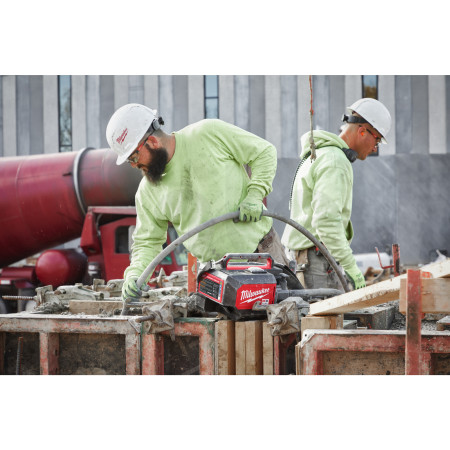 MILWAUKEE MX FUEL™ kufříkový ponorný vibrátor do betonu 4933479609