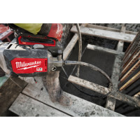 MILWAUKEE MX FUEL™ kufříkový ponorný vibrátor do betonu 4933479609