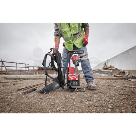 MILWAUKEE MX FUEL™ batohový ponorný vibrátor  do betonu 4933479595