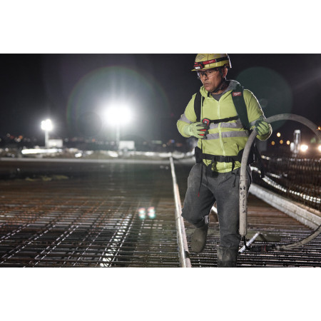 MILWAUKEE MXFCVHF-802 FUEL vysokofrekvenční vibrátor na beton, 2x Aku MXF XC608 + MXF SC 4933498133