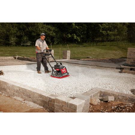 MILWAUKEE MX FUEL™ vibrační deska 4933493269