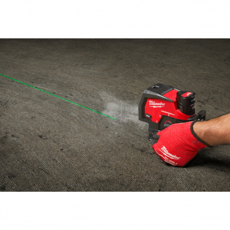 MILWAUKEE M12 CLLP-301C - M12™ křížový liniový laser 2P 4933478100