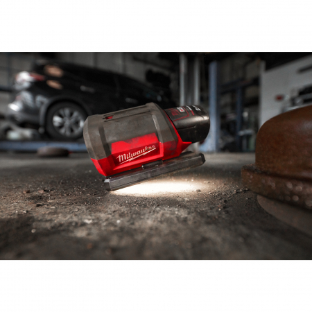 MILWAUKEE M12 Otočná svítilna 4933478226
