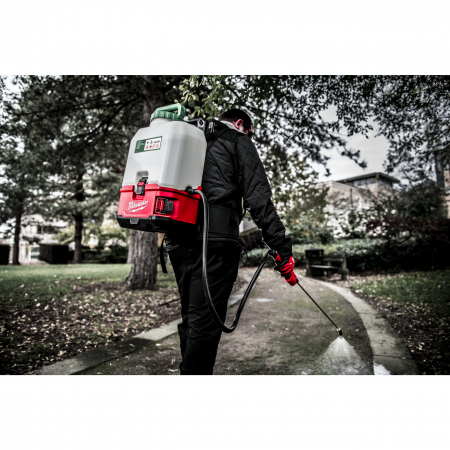 MILWAUKEE M18™ SWITCH TANK™ 15 l nádrž na chemikálie 4933464964