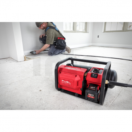 MILWAUKEE M18 FAC-0 FUEL™ akumulátorový kompresor 4933472166