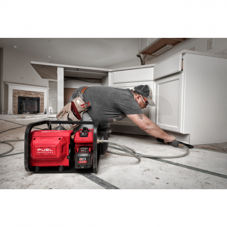 MILWAUKEE M18 FAC-0 FUEL™ akumulátorový kompresor 4933472166