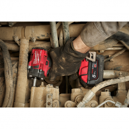 MILWAUKEE M18 FIW2F12-502X FUEL 1/2" Kompaktní rázový utahovák s pojistným kroužkem 4933478444