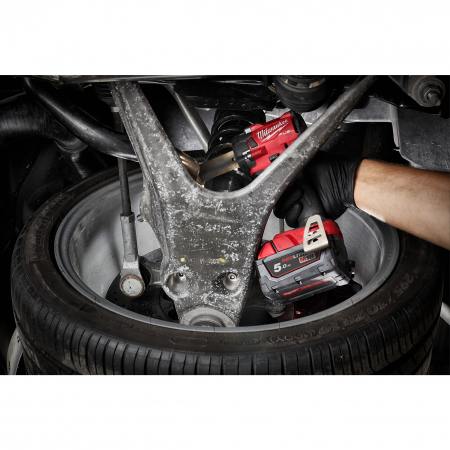 MILWAUKEE M18 FIW2F12-502X FUEL 1/2" Kompaktní rázový utahovák s pojistným kroužkem 4933478444