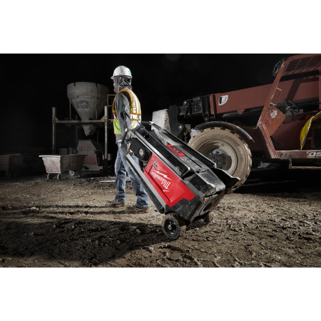 MILWAUKEE MX FUEL™ stožárová svítilna 4933471845