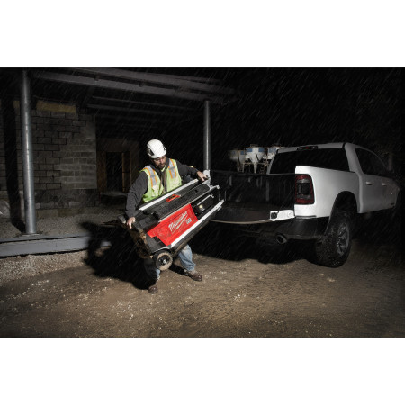 MILWAUKEE MX FUEL™ stožárová svítilna 4933471845