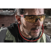 MILWAUKEE Enhanced Safety Glasses Tónované ochranné brýle - odolné proti poškrábání a zamlžování žluté 4932478927