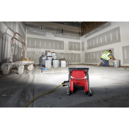 MILWAUKEE M18 HOAL-0 - M18 svítilna s velkým výkonem 4933478118