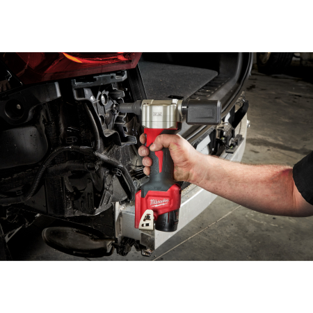 MILWAUKEE M12™ kompaktní nýtovačka 4933464405