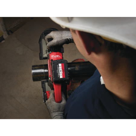 MILWAUKEE M18 FUEL™ hlubokořezná pásová pila 4933447150