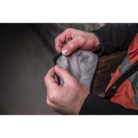 MILWAUKEE Performance Face Covering Sportovní obličejová maska L/XL - 3 ks 4932478866