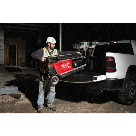 MILWAUKEE MX FUEL™ stožárová svítilna 4933471844