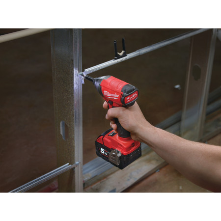 MILWAUKEE M18 FUEL™ 1/4˝ Šestihranný rázový utahovák 4933451255