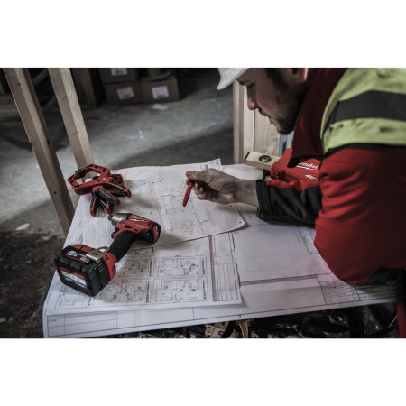 MILWAUKEE M18 FUEL™ ½″ rázový utahovák s pojistným kroužkem 4933451257