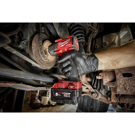 MILWAUKEE M18 FUEL™ ⅜″ razový utahovák se středním momentem a pojistným kroužkem 4933479405
