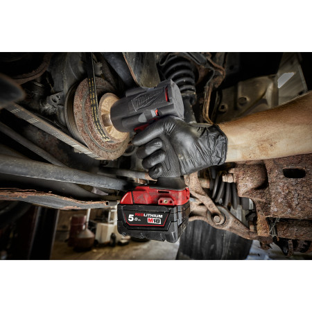 MILWAUKEE M18 FUEL™ ⅜″ razový utahovák se středním momentem a pojistným kroužkem 4933479405