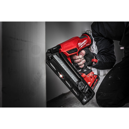 MILWAUKEE M18 FUEL™ dokončovací hřebíkovačka 16GA 4933480471
