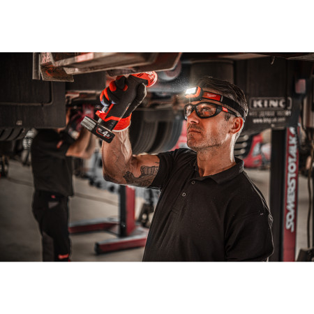 MILWAUKEE M18™ LED stojanová svítilna 4933451895