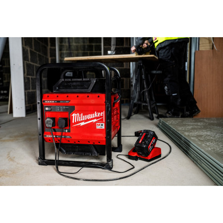 MILWAUKEE MX FUEL™ akumulátorový generátor 4933479268