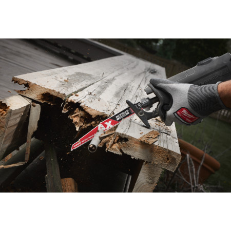 MILWAUKEE Plátek AX™ se zuby NITRUS CARBIDE™ – 230 mm – 1 ks 48477252