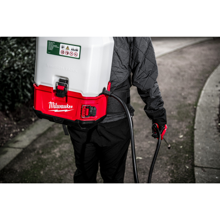 MILWAUKEE M18™ SWITCH TANK™ 15 l nádrž na chemikálie 4933464964