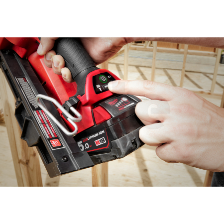 MILWAUKEE M18 FUEL™ 34° hřebíkovačka na kotevní hřebíky 4933471404