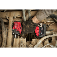 MILWAUKEE M18 FIW2F12-0 FUEL 1/2˝ kompaktní rázový utahovák s pojistným kroužkem 4933498058