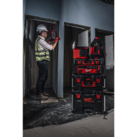 MILWAUKEE M18™ PACKOUT™ Prostorové světlo a nabíječka 4933478120
