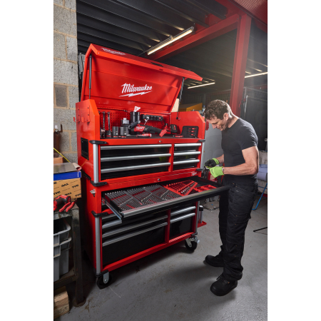 MILWAUKEE SRC46-1 46" / 117 cm vysokokapacitní dílenská ocelová skříň s 10 zásuvkami 4932478852