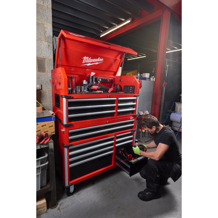MILWAUKEE SRC46-1 46" / 117 cm vysokokapacitní dílenská ocelová skříň s 10 zásuvkami 4932478852