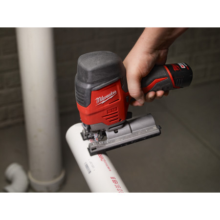 MILWAUKEE M12™ kompaktní přímočará pila 4933471397