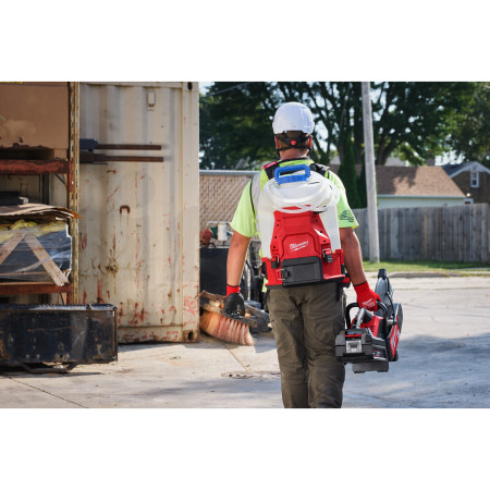MILWAUKEE M18 BBPFP2-301 zádový postřikovač SWITCH TANK Gen2, rozprašovač, bez nádrže, 1x aku + nabíječka, 4933498962