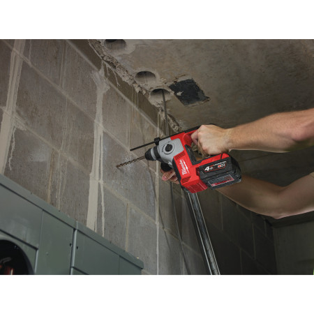 MILWAUKEE M18™ kompaktní 2-režimové kladivo SDS-plus 4933443330