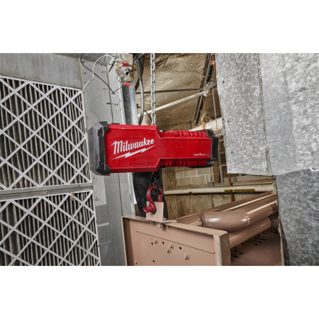 MILWAUKEE M18 BLCHTO-121 bezuhlíkový 1tunový řetězový kladkostroj s ONE-KEY 4933500224